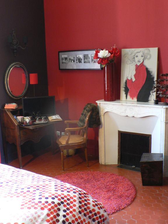Chambres D'Hotes Maison Auguste Salon-de-Provence Rum bild