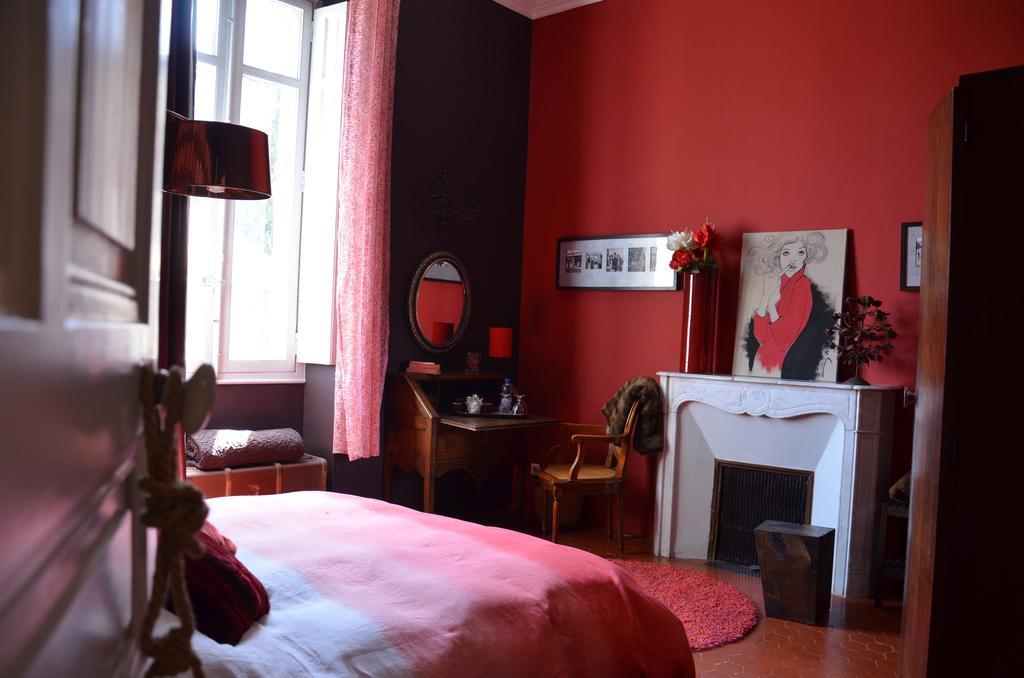 Chambres D'Hotes Maison Auguste Salon-de-Provence Rum bild